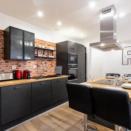 Апартаменты Bastille/le Marais-luxurious 3 Flat