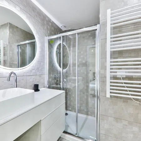 Апартаменты Bastille/le Marais-luxurious 3 Flat Париж